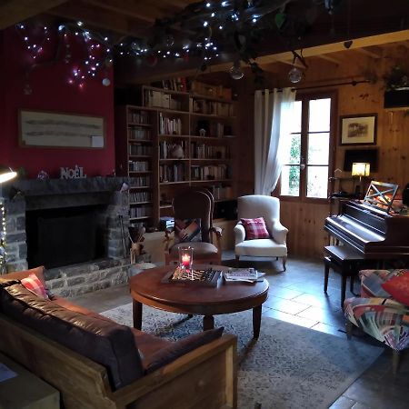 La Grande Ourse Bed & Breakfast Campan Bagian luar foto