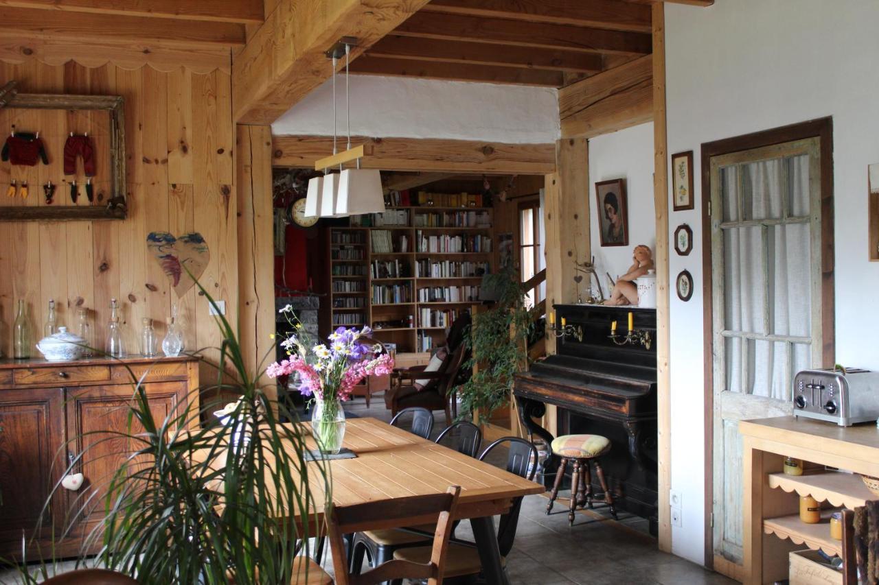 La Grande Ourse Bed & Breakfast Campan Bagian luar foto
